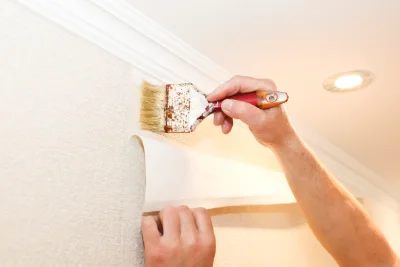 Pose de papier peint à Haravilliers — revêtements muraux et toiles de verre